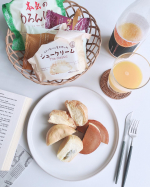 .&hearts;┈┈┈┈┈┈┈┈┈┈┈┈┈┈┈&hearts;⁡お取り寄せスイーツ☺️💕⁡《八天堂新商品詰合せ》⁡✿ 本気のメロンパン✿ 生大判焼き✿ どら焼き✿ シュークリームザクラシ&hellip;のInstagram画像