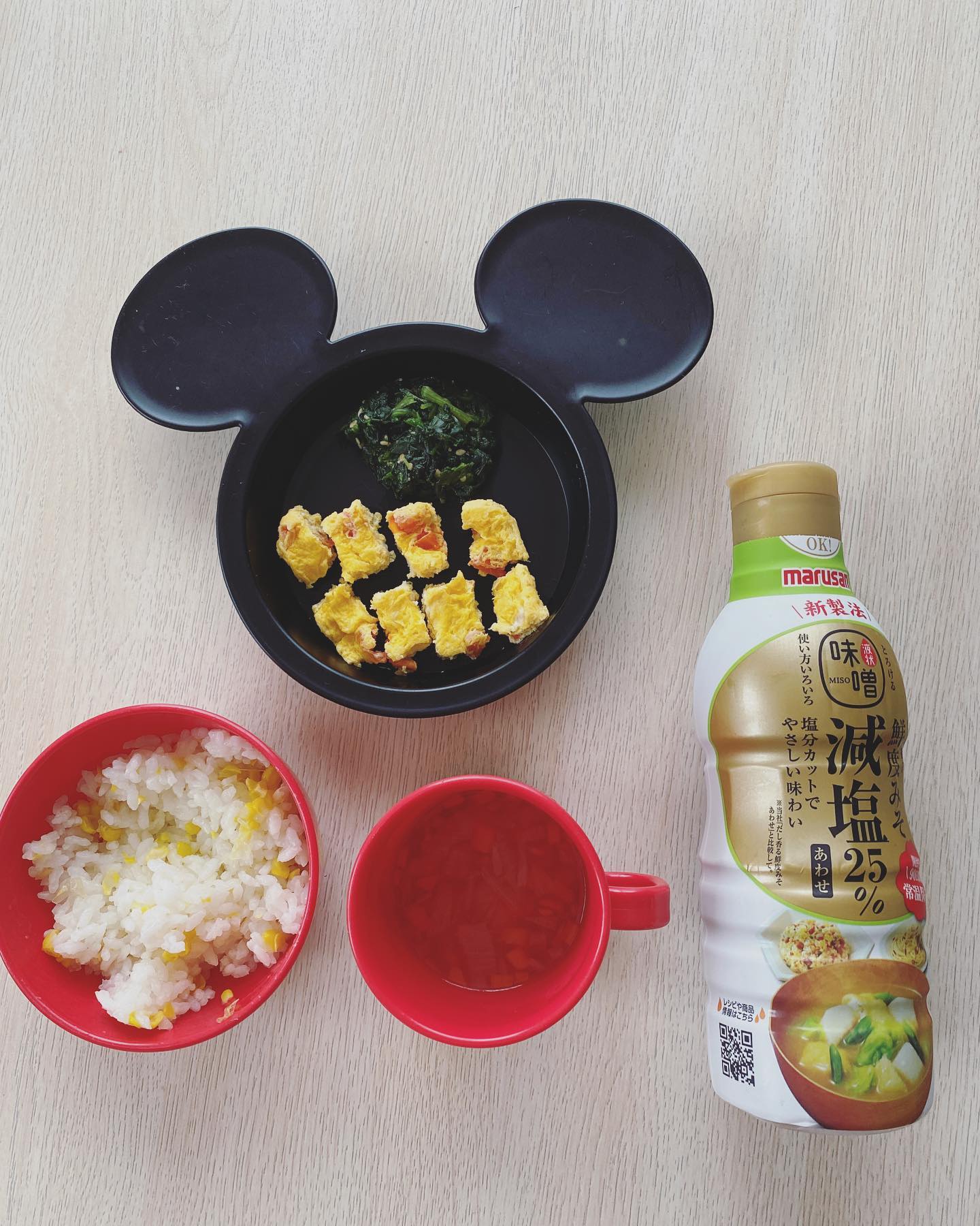 口コミ投稿：.だし香る鮮度みそ 減塩25%✨.ボトルに入っているタイプのこちらの味噌😊だし入り液状…