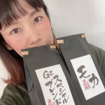 感動の炭火焙煎ブレンドコーヒー☕️いやー、これは美味しい‼️ほんとにカフェで飲んでるコーヒーみたいに‼️今回はモカを飲んでみました👆ハンドドリップで丁寧に入れたコーヒーで部屋中&hellip;のInstagram画像