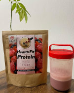 今回ご紹介させて頂くのは、しまのやさんの「ヘルスフィットプロテイン」です❤️❤️私、毎朝プロテインを飲むのですが、このプロテインの嬉しいところは、ソイプロテインのところ🥺❤️&zwj;&hellip;のInstagram画像