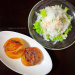 .〜おうちごはん&おつまみ〜⚫︎ 玉ねぎサラダ⚫︎玉ねぎの蒸し焼き...&nbsp;ハウス食品さんより玉ねぎ｢YOURS ONION 雪景色、蜜玉 ｣を頂いたので、食べ比べしてみまし&hellip;のInstagram画像