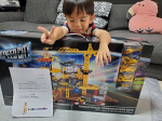 働く車大好きの昴にハッピーが&hearts;️なんとなんと、トイザらスのスピードシティモニターに当選🤭組み立ても一緒にはりきってやってました🔨仕掛けも沢山で、何と言っても電池の使用がないのが親的には&hellip;のInstagram画像