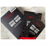 ♡REVLON  SPECIAL MAKEUP BASE MASK🕊✨パックって大体10分くらい経つと乾燥してる感じだけど、このレブロンのシートマスクはたっぷり美容液が入ってるから時間&hellip;のInstagram画像