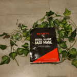 REVLON SPECIAL MAKEUP BASE MASKレブロンスペシャルメイクアップベースマスクのご紹介です😊メイク映えに必要なエッセンスをひとつひとつ選び抜き、美容液1本分の&hellip;のInstagram画像