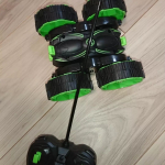 スピードシティ RC スタントクローラー360&deg;スピン☺️けっこう早く動き回る😊狭いスペースでも方向転換可能です😊#初めてのラジコン👏#トイザらス #SPEEDCITY #スピ&hellip;のInstagram画像