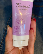 フェムケア、という言葉が浸透してきた今、満を持して登場！の「フェミリアル」を使い始めました💐薬用美白クリームで、「フェミリアルホワイトスタビリティクリーム」というデリケートゾーンケア用品です😃&hellip;のInstagram画像