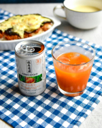 美味しく緑黄野菜が摂れる健康的な野菜ジュース。こちら、有機野菜100%でできているので普段の食事で野菜不足を感じている方にオススメです。そして有機野菜には高い血圧を下げてくれる効果があ&hellip;のInstagram画像