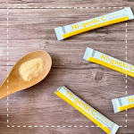 アセロラ＆レモン由来のビタミンCサプリ🍋株式会社玄米酵素のハイ・ゲンキCは吸収のよい粉末タイプで、化学合成されたビタミンCを使用していないのが特徴！  7月にリニューアルされて、1包当たりの内容量&hellip;のInstagram画像