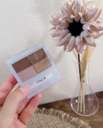 眉、アイシャドウ、ハイライトに使えるフェイスカラーパレット@chacott_cosme このパレットだけでアイメイクが完成♫私が使っている　#ピュアココア のほか、#ウォルナッ&hellip;のInstagram画像