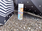 \ＵＶロック/スプレーするだけで、UV99％カットしてくれるスプレーで傘&日傘のお手入れしたよー☂スプレーしてから10分位乾かせば完成〜🎶撥水効果もあるから傘にピッタリ〜❗娘の通学帽に&hellip;のInstagram画像