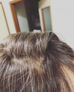 明るめの白髪染めでしたが、すぐ色落ち😭 白髪が目立つ👩&zwj;🦳 てなことで ダークブラウン😊 しっとり暗めでいい感じ❤️ #ピュール #サスティ #利尻ヘアカラーシリーズ #利尻ヘアカラートリートメント &hellip;のInstagram画像