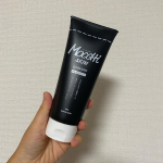 《モッチスキンから炭が新登場！》モッチスキンは前から使用感が好き☺️そろそろ秋になるので、ジェルタイプもありですよね〜✨夏の終わりの汚れが溜まった肌に最適なんです！－－－－－－－－&hellip;のInstagram画像