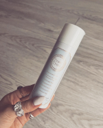 優しく余分な成分を取り除くことを最優先してくれて、しつこい肌トラブル対策してくれます ◡̈⃝高濃度ですーっっと気持ちが良くて浸透してくれます。#グリセリンフリー #完全無添加 &hellip;のInstagram画像