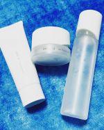 オルビスユーしばらく使ってみました😀ウォッシュは泡もこもこで洗ったあとはさっぱらしてるのに乾燥とかしない💖ローションはとろみのあるテクスチャーで水分がはいってる肌に😊&hellip;のInstagram画像