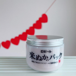 ・・ロゼット江戸こすめ米ぬかのパックずっと気になってた米ぬか！絶対ツルツルだよねーと期待大でパックしてみました♪米ぬか触ったことないんだけど感触がなめらか〜&hellip;のInstagram画像