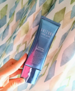 平ぺったいチューブタイプが特徴☆シズカホワイトゲルを試してみました。シミ予防、くすみ、肌荒れ、小じわ、乾燥対策が１本で可能！！美白、肌荒れ、しわの悩みに対し、別々の商品を使っていたので&hellip;のInstagram画像