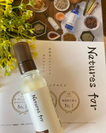 Natures for バランスミルク32mlしっかり2週間以上使わせて頂きました。香りがよくさらっと肌に馴染むのが気持ちがいいです。朝起きて顔を触ると、しっとりして柔らかくなっている気がしま&hellip;のInstagram画像