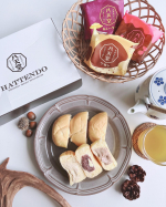 .&hearts;┈┈┈┈┈┈┈┈┈┈┈┈┈┈┈&hearts;⁡今日のおやつは&hellip;　八天堂くりーむパンの新フレーバー😍💓💓⁡✿マロン✿あんバター✿ショコラベリー⁡選べなくて全部&hellip;のInstagram画像