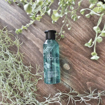 季節の変わり目は体調を崩しやすい私😭お肌の調子もゆらぎ気味になるので、負担をできるだけかけずにケアしたい。朝と夜、洗顔後に「ドゥーナチュラル ハイドレーティング ローション」 を使用させて頂いて&hellip;のInstagram画像