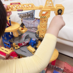 𓂃˚‧ 𓆸.トイザらスさんオリジナルブランド 🚙⁼&sup3;₌₃ - ̗̀ Speed City ̖́-のスピードシティタワークレーン コンストラクションセット🚜🏗˖ ࣪⊹　　　　&hellip;のInstagram画像