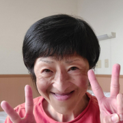 「喉の痛みに耐えて笑っています」そろそろ乾燥の季節！【ルブレン 喉・口臭トローチ】なら喉と口臭を一度にケアできる！の投稿画像