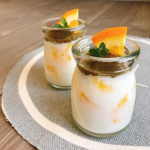 昨日のおやつ。牛乳寒天。***昨日は10月とは思えない暑さだったのでひんやりさっぱり系のおやつを。練乳入りの牛乳寒天に生オレンジをカットして入れて。🍊*オレンジ&hellip;のInstagram画像