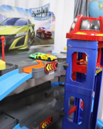 .★トイザらススピードシティ ジャンボパーキングガレージ...長期モニター報告です今回は、動画をお届け致します！男の子なら大好きなミニカをエンドレスで遊んでます🚙4&hellip;のInstagram画像