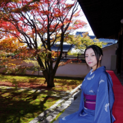 「秋ですね」♪大好評♪【スクラブレス】と【ルブレン喉・口臭トローチ】で口腔＆インナーケア！！の投稿画像