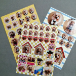 ♡「みんなのシール」で愛犬のシールを作ってみたよ🐩スマホに保存してある写真で簡単に作れるよ🤗お出かけするときのおやつ入れに貼るだけでうちの子グッズができちゃうよ～😉&hellip;のInstagram画像
