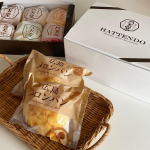 八天堂のクリームパンと広島メロンパン詰め合わせが届いたよ🥹💓@hattendo_official 家族みんな大好きなやつ🫶相変わらずクリームたっぷりでおいしい〜🤭✨そし&hellip;のInstagram画像