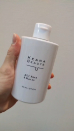 my_4.shining_angels♡ Keana Beaute ♡毛穴を引き締める専用の化粧水💧毛穴の開きをケアして，テカリや皮脂による化粧崩れを防いでくれるよ✨☺️洗顔後のア&hellip;のInstagram画像