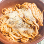 🍝最近はパスタが好き♡ローソンで買った#とろけるチーズの溶岩風パスタ(2.3枚目)が美味しかったから真似っこして作ってみた🍳(1枚目)ミックスチーズで作ったから&hellip;のInstagram画像