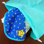 素敵なご縁がありまして不織布の巾着(Lサイズ)を頂きました🌼この巾着のすごいところは📝抗菌📝防カビ📝消臭📝抗ウィルス　に対応😳👏不織布なので柔らかい素材なので色んなところへ&hellip;のInstagram画像