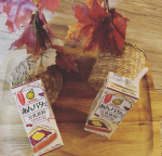 abumeizhizi2010豆乳飲料 あんバター味豆乳のいろんなフレーバーは飲んだ事はあるけれど、あんバター？美味しそうだけど、飲み物だとどうなんだろーって思ったんですが娘と一緒に仲良く飲み&hellip;のInstagram画像