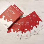 乳酸菌マスクをGet。最近ドッと疲れて肌も軽く荒れてたのでパックして整えた🙌💙赤のパッケージにミルクっぽいデザインが可愛い💙半身浴しながらつけてたけどめちゃくちゃうるおった〜💙剥がれにく&hellip;のInstagram画像