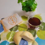 八天堂さんのくりーむパン　5種と、広島メロンパンコーヒークリーム6個の詰め合わせ頂きました🎵⁡くりーむパンは、初めて食べたときから大ファンで、しっとり柔らかなパンの中に、とろ～りクリームが&hellip;のInstagram画像