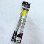 「シリコンペン」針・ファスナー・ラミネート生地などに塗ることですべりがよくなるというペンタイプのすべり剤。はさみやカッターに塗っておくとのりなどが付着しにくくなり、切れ味の良さが持続するそうです&hellip;のInstagram画像