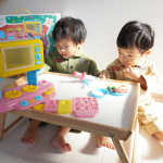 𖤣𖥧𖥣𖡡𖥧𖤣..トイザらスのプライベートブランドCreation Nationこむぎねんど遊びができるおもちゃ『スペシャル レストランセット』今&hellip;のInstagram画像