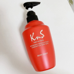 ▷▷▷▷柿のさちKnS薬用柿渋ボディソープ石鹸メーカーが加齢臭・体臭専用に開発した「柿のさち」✨ニオイの原因菌を薬用成分で殺菌＆消毒😳🌱柿の渋み成分「カキタンニン」がニオイを発&hellip;のInstagram画像