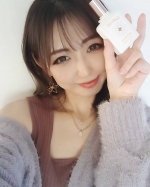 金木犀🌳の香水に癒されてます🍃⁡⁡⁡⁡普段あまり香水とか付けないんだけど、この香水はキツくないし、爽やかでリラックス出来るの☘️⁡⁡⁡就寝前にも、スプレーしてます✨ ⁡⁡⁡⁡爽&hellip;のInstagram画像