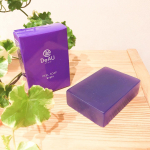 .　私がお肌のケアでもチカラを入れているのが落とすケアです💆&zwj;♀️✨　丁寧に洗顔していても、毛穴の詰まりや黒ずみに悩まされてきました💦　でもむやみに落とそうとすると肌が乾燥してしまい、&hellip;のInstagram画像