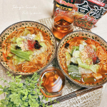 ㅤㅤ最近なかなか外食できないからなのか夫のラーメン欲🍜がすごくて🫠ㅤ試しに冷凍ラーメン買ってみたら美味しくて夫婦でプチハマり中💁🏽&zwj;♂️💁🏻&zwj;♀️ㅤ今回はスーパーで見て&hellip;のInstagram画像