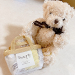 ▷▷▷▷提供して頂きました🌱めっちゃ可愛いお裁縫セット🍀この小さいパック✨手のひらサイズでほんとにちっさいんだけど便利グッズが沢山入ってるんです😳✨針とか糸とかのお裁縫セットと&hellip;のInstagram画像