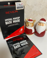 .こちら美容液が1本(28ml)も入ってる😳REVLONのフェイスマスクです！シートがヒタヒタで液が垂れるほどの水分量でしす☺️何を使っても肌に化粧水が入ると言う感覚が分からなかった私がその&hellip;のInstagram画像