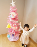 ...続き▷.自分で飾り付けがんばって完成させたクリスマスツリー🎄✨めっちゃ喜んでた٩(｡˃ ᵕ ˂ )و♪.2歳児でも簡単に楽しく飾り付けができました😊&hellip;のInstagram画像