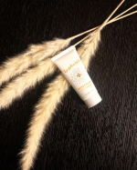 &bull;&bull;&bull;【BIBIDAY ユーフォリア キンモクセイ ハンドクリーム】@bibiday_official こちらのハンドクリーム、爪のケアまでできちゃいます💖なんと‼️‼&hellip;のInstagram画像