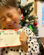 ..寝る前に サンタさんにお手紙を書いたよ~🎅..ほしい物リスト、、、しっかり書いてました 😌🤍..最近ひらがな 書いてなくてツッコミどころ満載なお手紙だけど&hellip;のInstagram画像