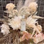 濡れ髪スタイルも自由自在✨⁡髪も肌もこれ1本！⁡「しっとり」にこだわった【MADONNA LILI】マドンナ リリ ボタニカルオイルu0040madonnalili_official 🌿&hellip;のInstagram画像