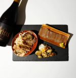 ・・・〜赤ワイン&おつまみ・・・・・・・・本日は赤ワインにあったおつまみで乾杯🍾今回いただいたワインはガロドーロ レゼルヴァ 10バリカス ヴィーニョ・レジョナル・リス&hellip;のInstagram画像