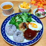 ロコモコ❤#PR #株式会社玄米酵素おうちランチは北海道産雑穀を使用した12種類の玄米と雑穀のごはん。白米に混ぜてふつうに炊くだけ。プチプチ、もちもちの食感で柔らかく美味しい雑穀ご&hellip;のInstagram画像